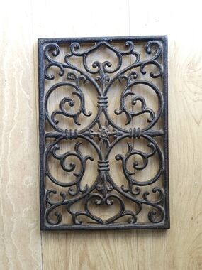 Antique Fleur-de-lis Decorative Cast Iron Trivet Or Wall Decor
